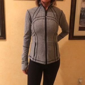 define jacket (grey and black)